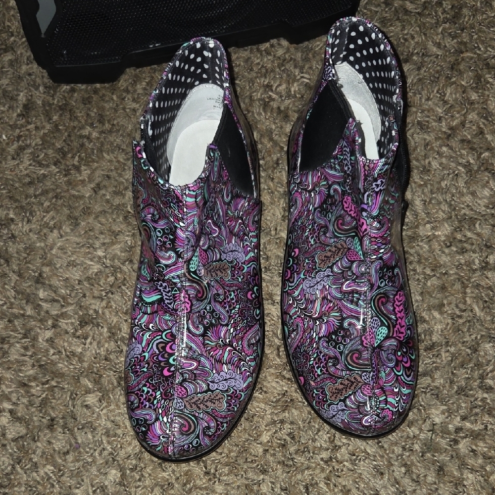 Colorful ALEGRIA By Pg  Women's Rain Ankle  Boots Size 10.